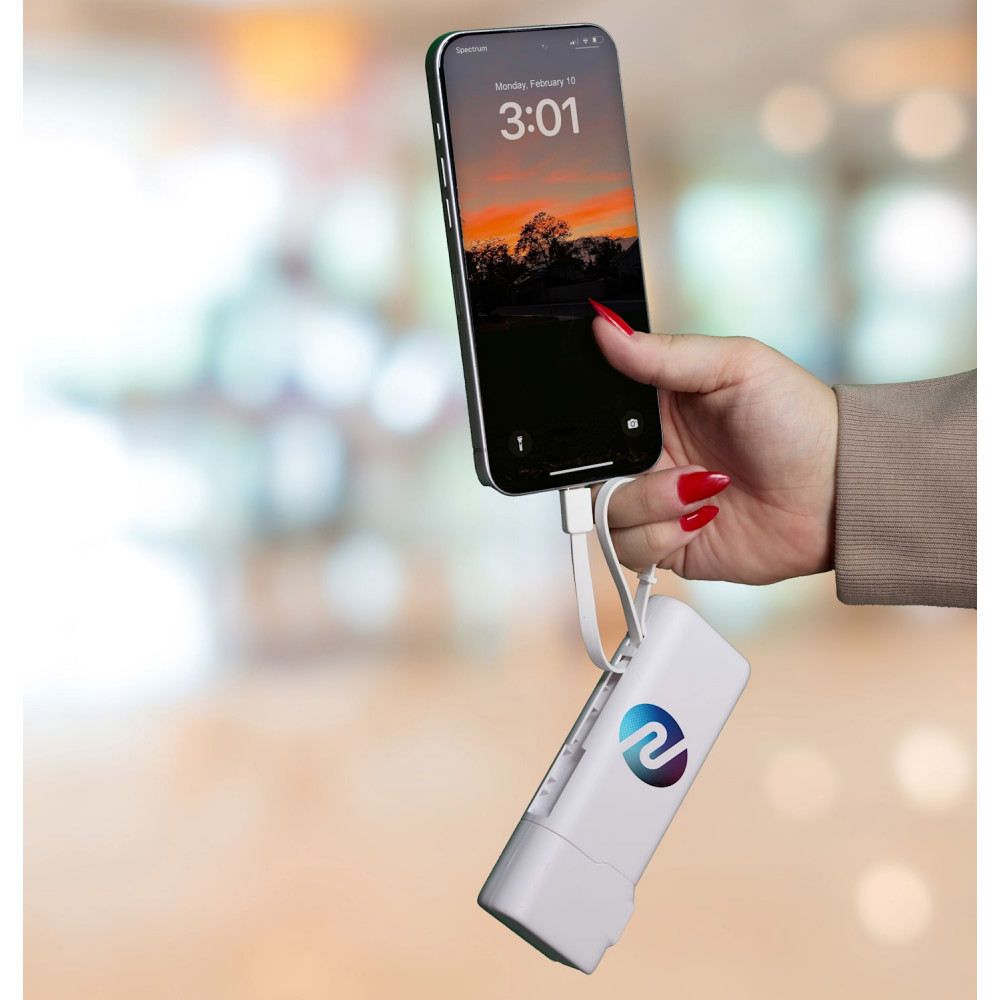 UL Listed 10,000 mAh 20W PD Power Bank with AC Plu UL Listed 10,000 mAh 20W PD Power Bank with AC Plu