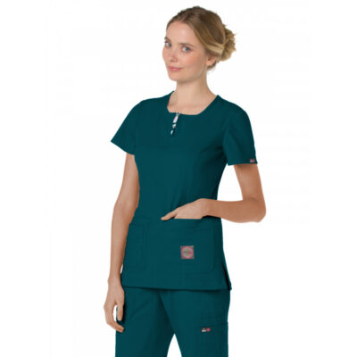 koi - Lite - Women's Four-Pocket Zipper Neck Serenity Top