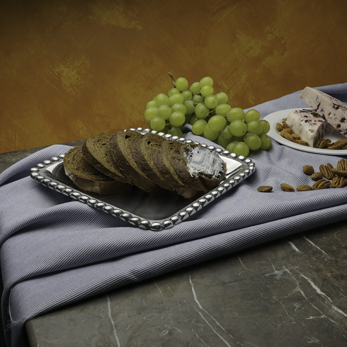 String of Pearls Serving Tray - Image 2